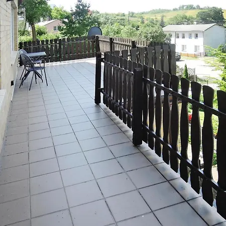 公寓 In Near Wollin Park